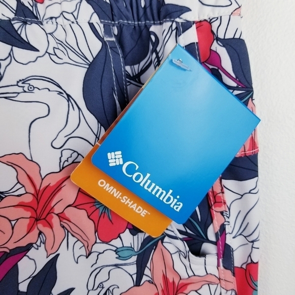 Columbia Bogata Bay Stretch Floral Printed Shorts NWT size XL - Picture 9 of 15